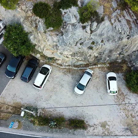 Dalmatia With Private Free Large Parking And Unforgettable Views * Makarska