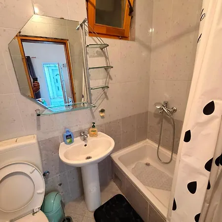 Daire Dalmatia With Private Free Large Parking And Unforgettable Views