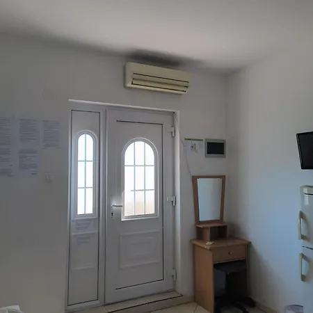 Dalmatia With Private Free Large Parking And Unforgettable Views * Μακάρσκα