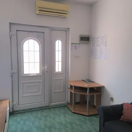 Dalmatia With Private Free Large Parking And Unforgettable Views * Μακάρσκα